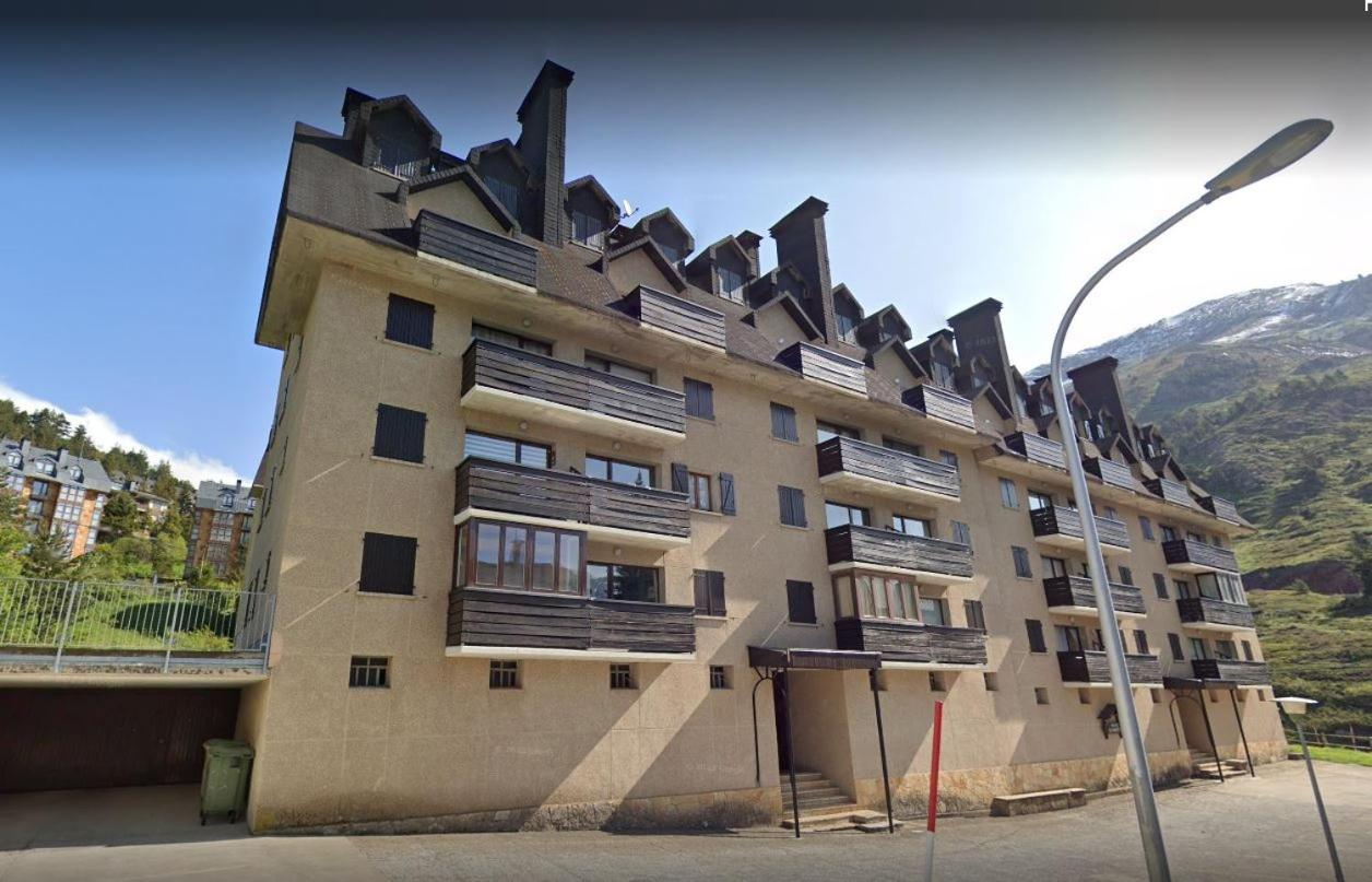 Ferienwohnung Casa Tuca Candanchú Exterior foto
